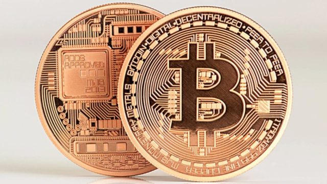 Bitcoin record 13200 dollars